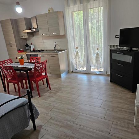 Villa Center Appartamenti Nel Verde In Citta 坎波巴索 外观 照片
