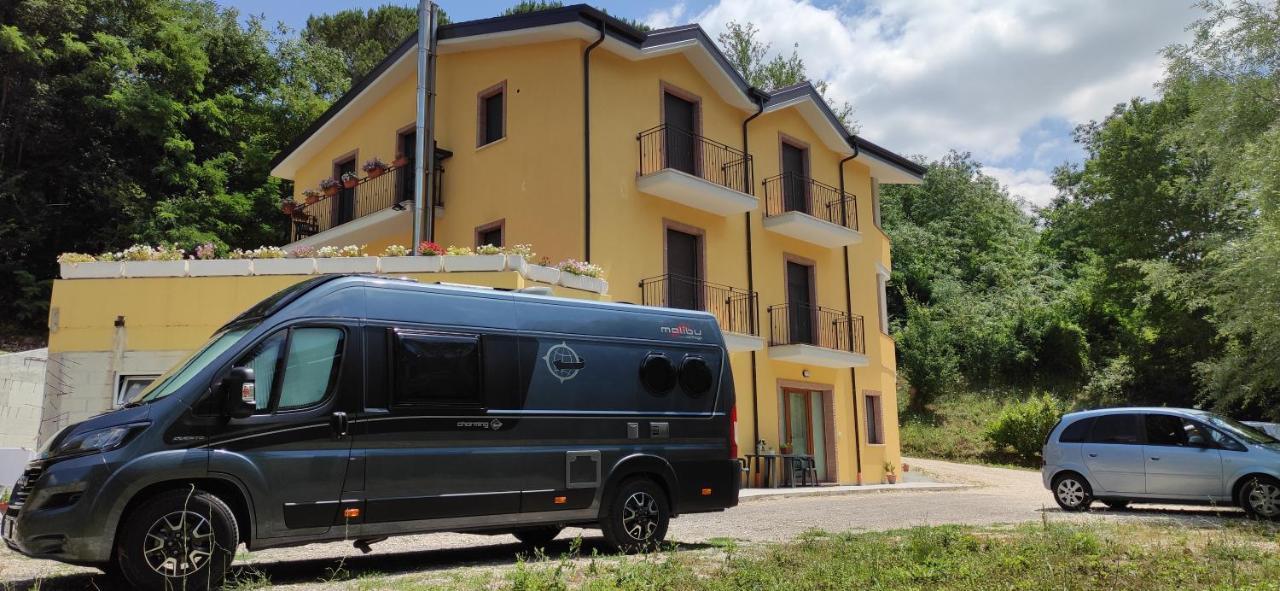 Villa Center Appartamenti Nel Verde In Citta 坎波巴索 外观 照片