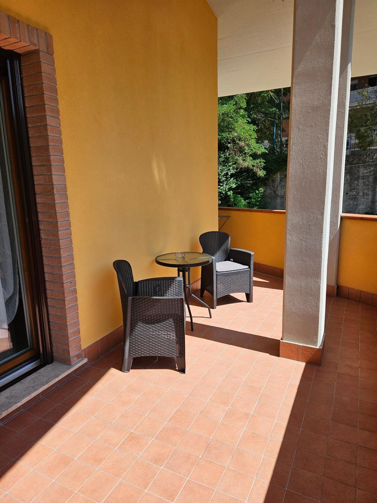 Villa Center Appartamenti Nel Verde In Citta 坎波巴索 外观 照片