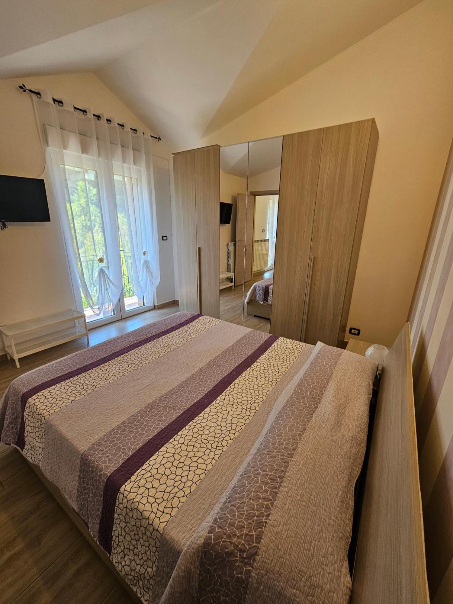 Villa Center Appartamenti Nel Verde In Citta 坎波巴索 外观 照片