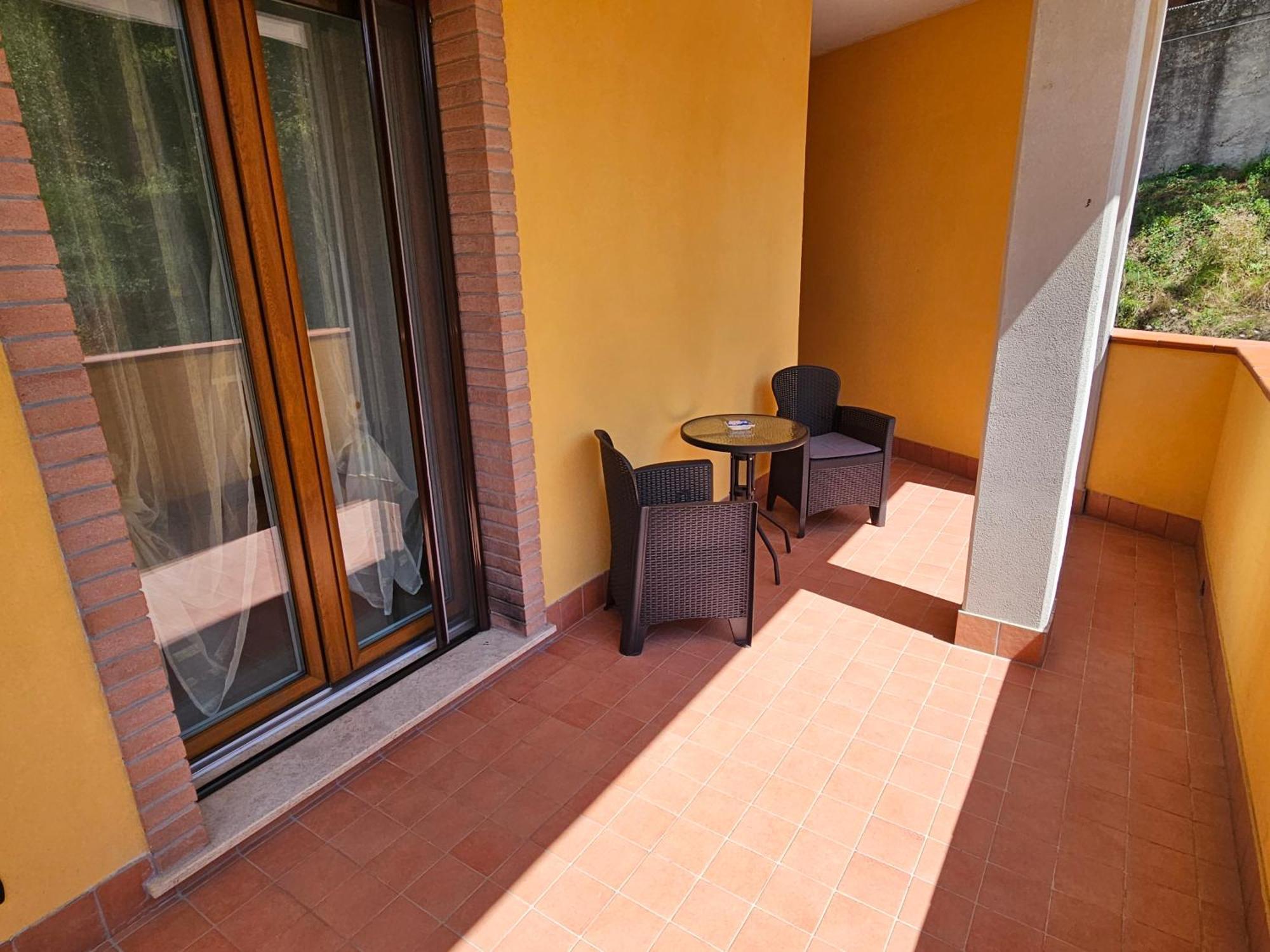 Villa Center Appartamenti Nel Verde In Citta 坎波巴索 外观 照片
