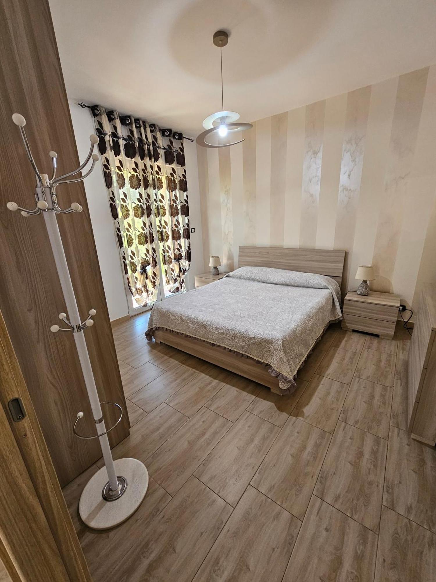 Villa Center Appartamenti Nel Verde In Citta 坎波巴索 外观 照片